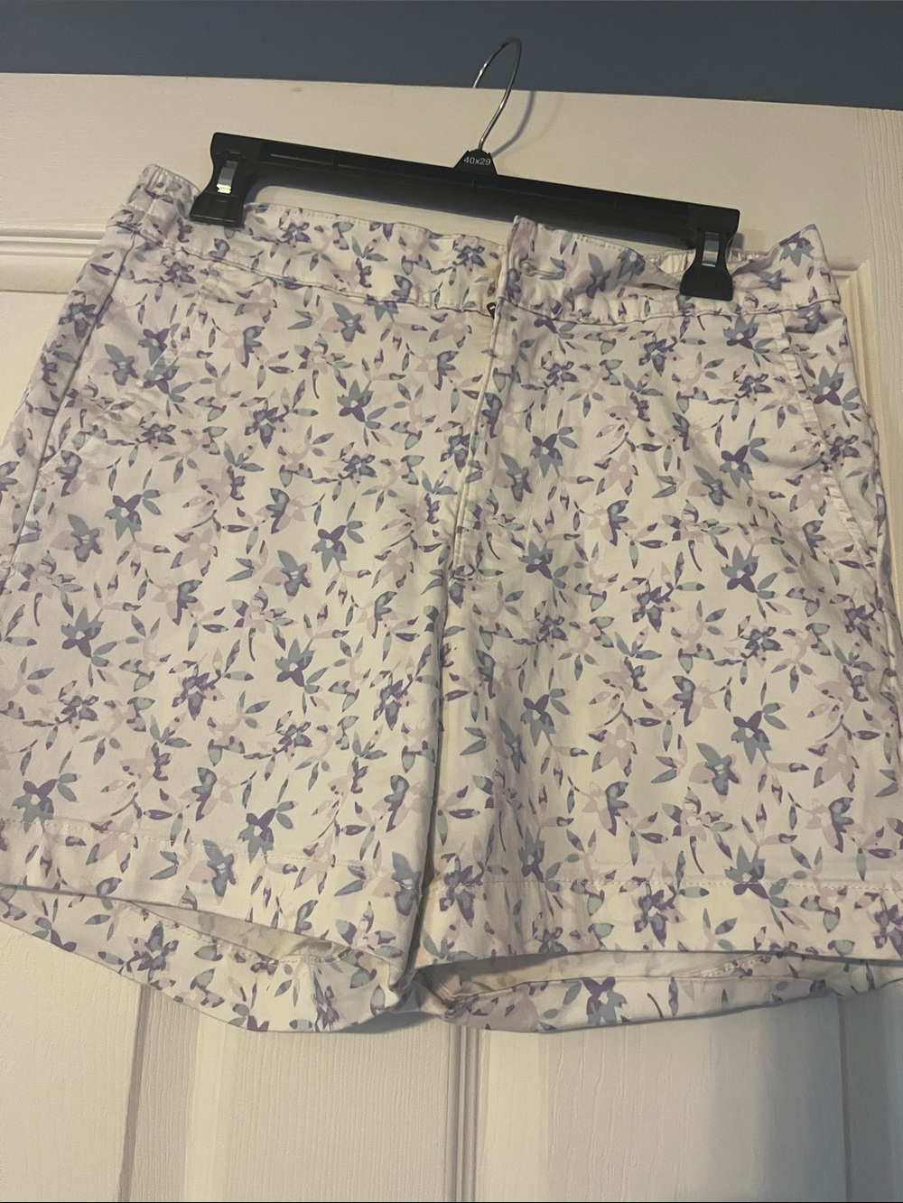 JACHS Girlfriend White Shorts with Lavender Floral Print